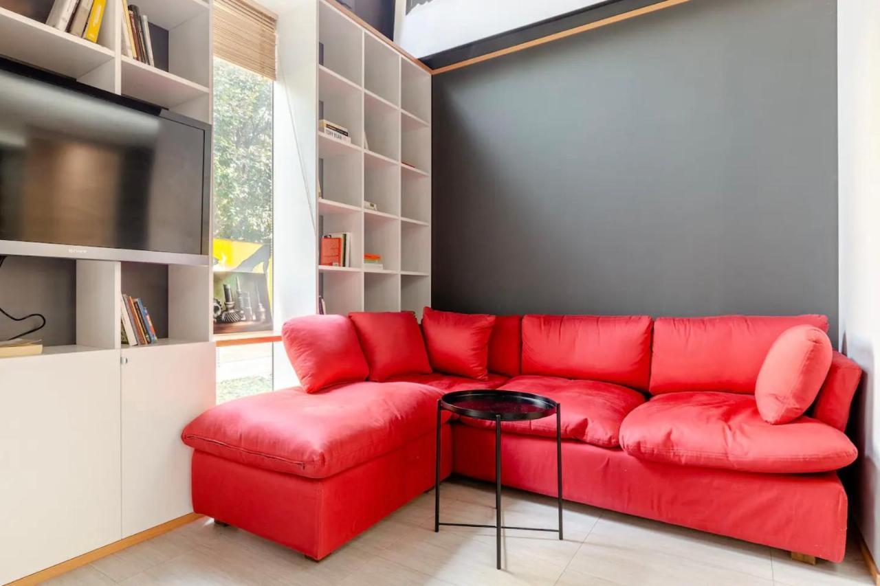 Design Spacious Loft In Navigli - Hosted By Sweetstay ミラノ エクステリア 写真