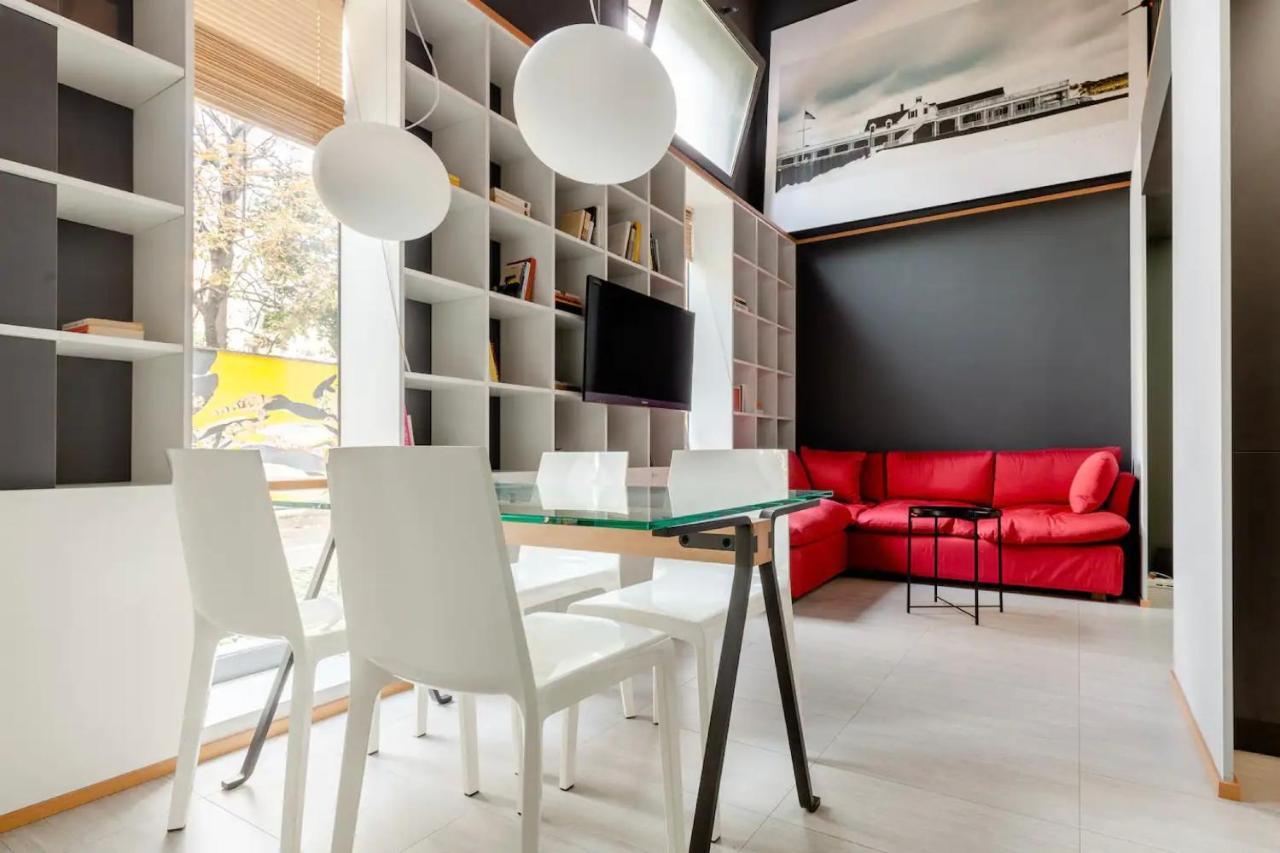 Design Spacious Loft In Navigli - Hosted By Sweetstay ミラノ エクステリア 写真